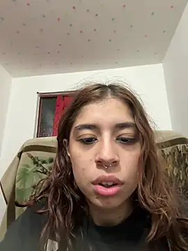 Cherry Luna1 online show from June 2026 11:42:01 PM