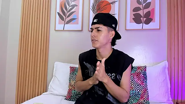 Snapshot of Axel_Mendozaa chatting on July 2026 07:47:02 PM Axel Mendozaa online show from July 2026 07:47:02 PM