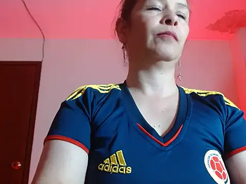 Chiquisexy1 online show from June 2026 09:36:01 PM