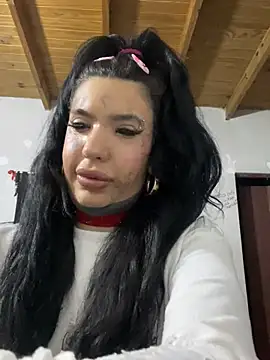 valenbaddie online show from June 2026 07:02:01 AM