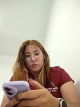 Sandra9530 online show from June 2026 09:41:02 PM