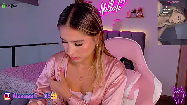 Snapshot of Nallah__ chatting on July 2026 02:14:01 PM Nallah online show from July 2026 02:14:01 PM