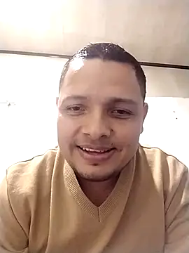 Snapshot of EnzoDesire chatting on July 2026 07:52:02 AM EnzoDesire online show from July 2026 07:52:02 AM