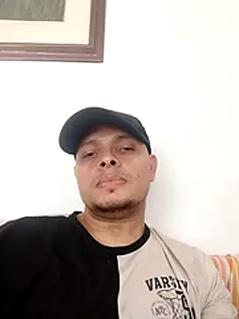 Snapshot of EnzoDesire chatting on June 2026 08:47:02 PM EnzoDesire online show from June 2026 08:47:02 PM