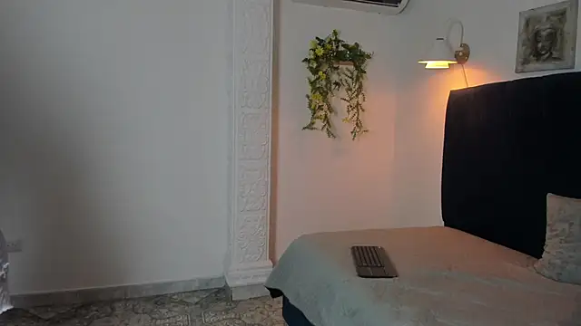 Snapshot of velvet_sex23 chatting on June 2026 04:34:02 AM velvet sex23 online show from June 2026 04:34:02 AM