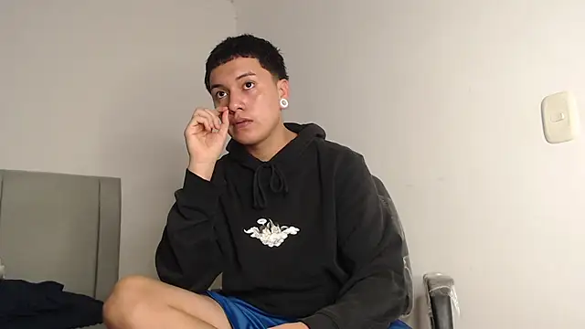 Owenn  blueee online show from July 2026 06:10:02 PM