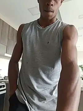 Snapshot of anthon001 chatting on June 2026 06:05:02 PM anthon001 online show from June 2026 06:05:02 PM