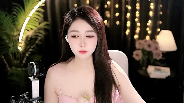 Snapshot of Peach_zzz chatting on June 2026 11:41:02 AM Peach zzz online show from June 2026 11:41:02 AM