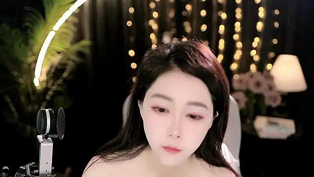Snapshot of Peach_zzz chatting on June 2026 12:21:02 AM Peach zzz online show from June 2026 12:21:02 AM
