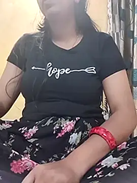 Snapshot of Romantic_riya_06 chatting on July 2026 06:30:02 PM Romantic riya 06 online show from July 2026 06:30:02 PM