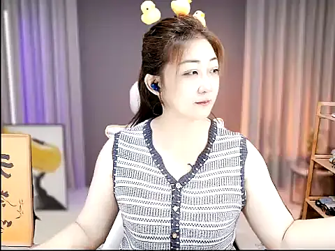 Mimi131499 online show from July 2026 12:35:02 PM