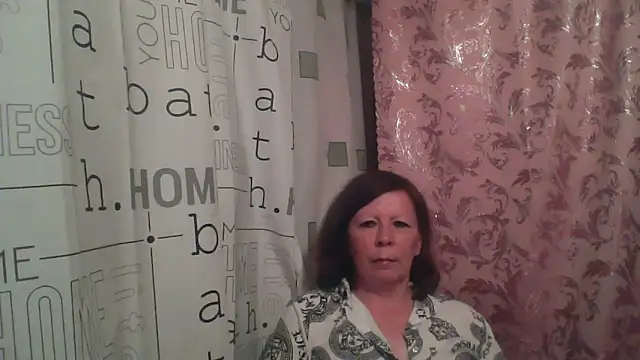 Snapshot of Schastlivaya43 chatting on June 2026 06:57:01 PM Schastlivaya43 online show from June 2026 06:57:01 PM