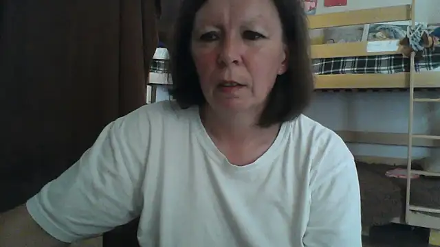 Snapshot of Schastlivaya43 chatting on June 2026 08:00:02 AM Schastlivaya43 online show from June 2026 08:00:02 AM