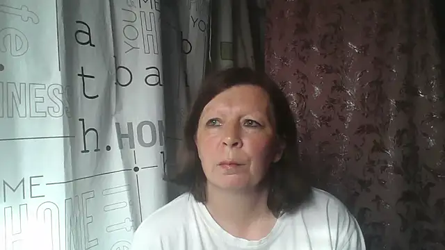 Snapshot of Schastlivaya43 chatting on June 2026 02:38:01 PM Schastlivaya43 online show from June 2026 02:38:01 PM