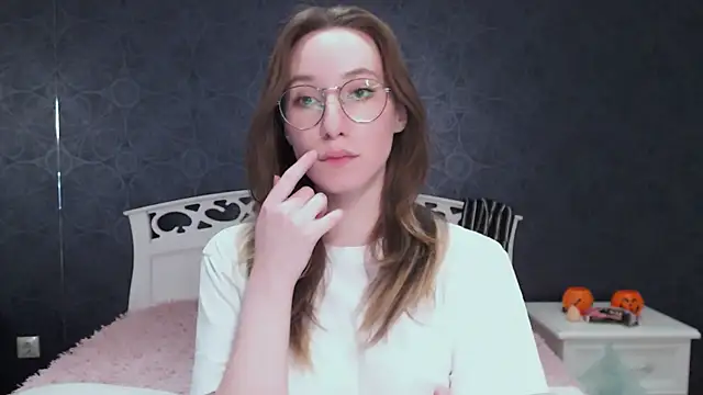 Niixi online show from June 2026 03:54:01 PM