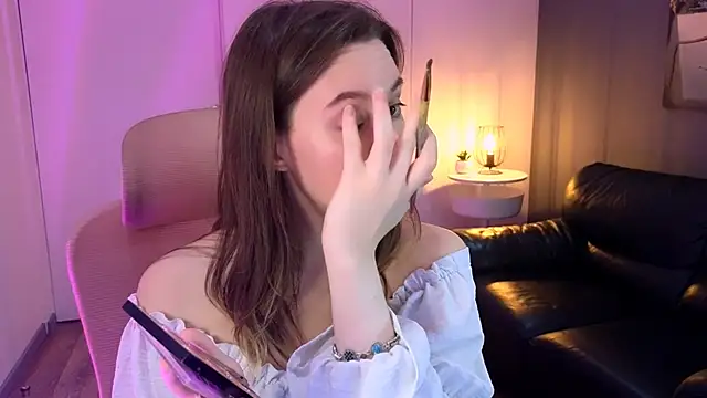 Niixi online show from June 2026 11:10:02 PM