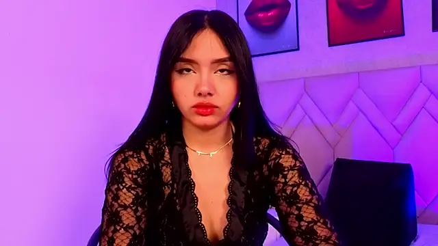 Snapshot of Mila__Fire chatting on July 2026 12:28:01 PM Mila Fire online show from July 2026 12:28:01 PM