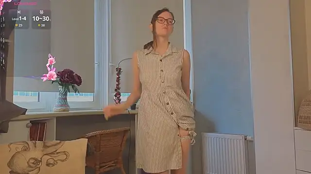 EstelaWeninger online show from July 2026 04:10:02 AM