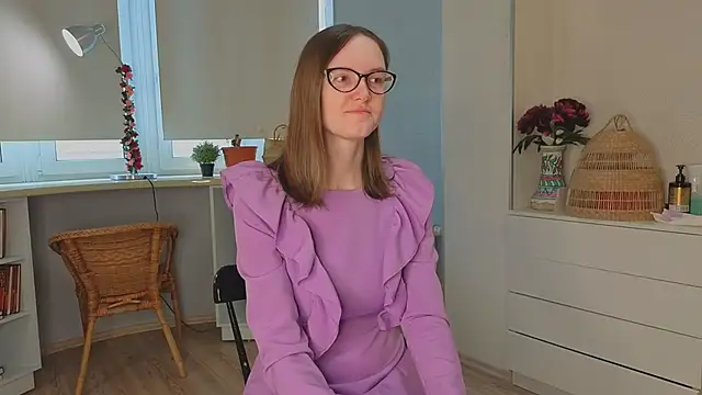 EstelaWeninger online show from June 2026 04:24:02 AM