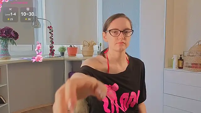 EstelaWeninger online show from July 2026 04:02:01 AM