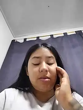 Snapshot of Amber_Herrera chatting on June 2026 02:39:02 AM Amber Herrera online show from June 2026 02:39:02 AM
