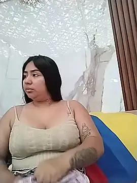 Snapshot of Amber_Herrera chatting on June 2026 12:27:01 PM Amber Herrera online show from June 2026 12:27:01 PM