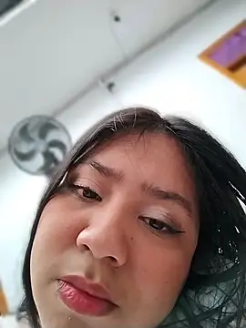 Snapshot of Amber_Herrera chatting on July 2026 01:01:02 PM Amber Herrera online show from July 2026 01:01:02 PM
