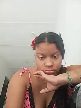 Rose F0x online show from June 2026 06:41:02 PM