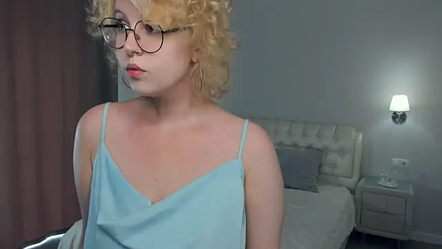 CarmelitaTruiolo online show from July 2026 08:02:01 AM