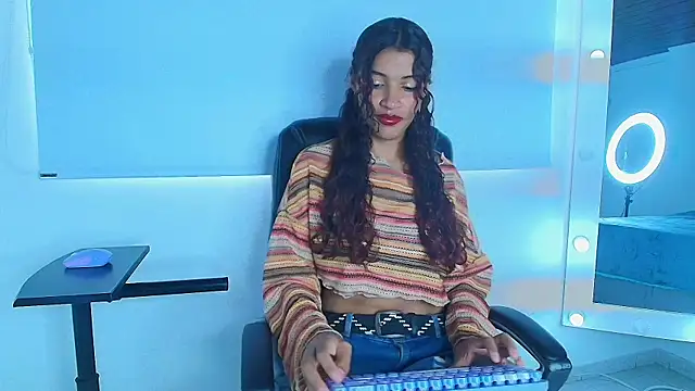 Aylin valerie online show from June 2026 02:59:01 PM