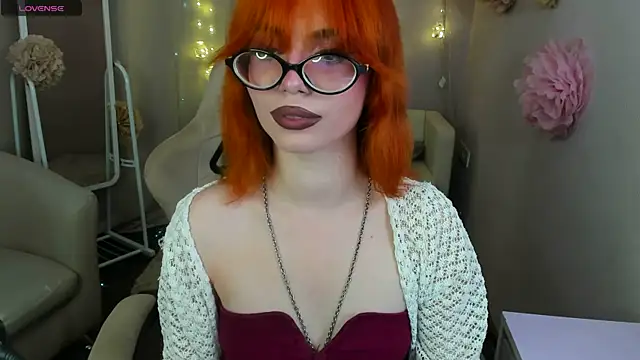 Snapshot of Velvet__Kiss chatting on July 2026 08:49:02 PM Velvet Kiss online show from July 2026 08:49:02 PM