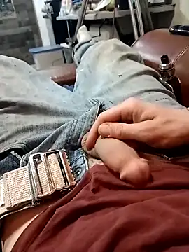 Mstrdstrctn7 online show from February 2026 05:18:02 AM