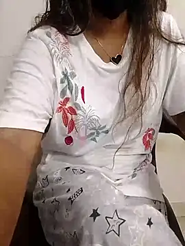 Cherry Bommm online show from June 2026 02:14:01 PM