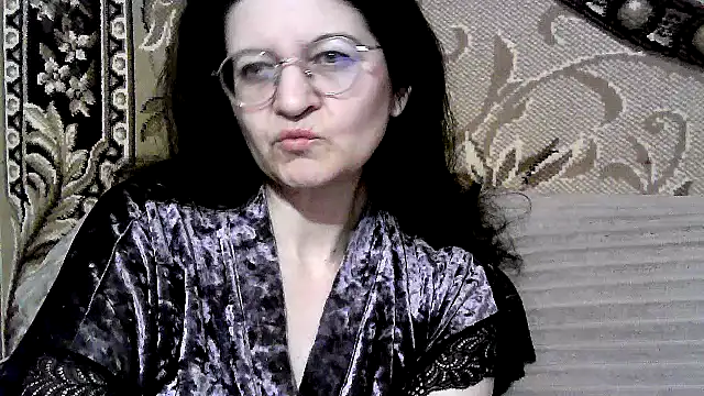 Snapshot of Dear_Annet chatting on July 2026 09:00:01 PM Dear Annet online show from July 2026 09:00:01 PM