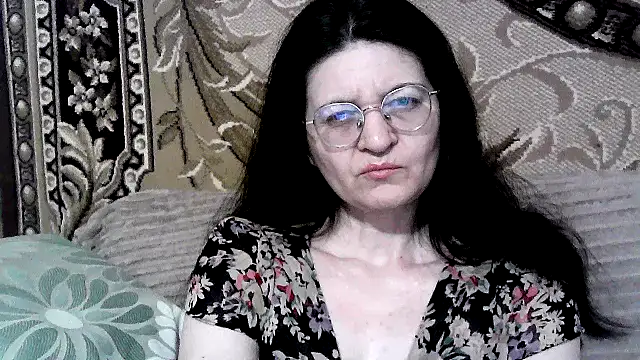 Snapshot of Dear_Annet chatting on July 2026 08:28:01 PM Dear Annet online show from July 2026 08:28:01 PM