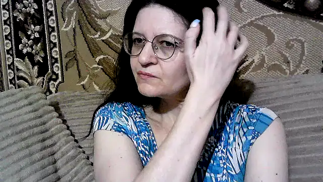 Snapshot of Dear_Annet chatting on July 2026 07:43:02 PM Dear Annet online show from July 2026 07:43:02 PM
