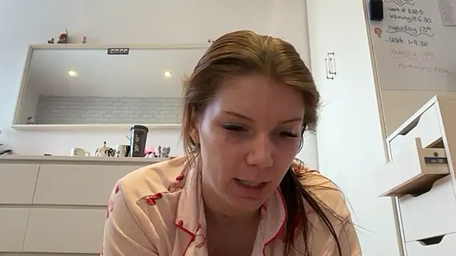 Snapshot of Melissamayy chatting on June 2026 12:06:01 PM Melissamayy online show from June 2026 12:06:01 PM