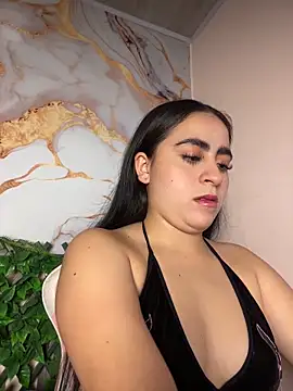 Snapshot of LILI_911 chatting on June 2026 01:27:02 AM LILI 911 online show from June 2026 01:27:02 AM