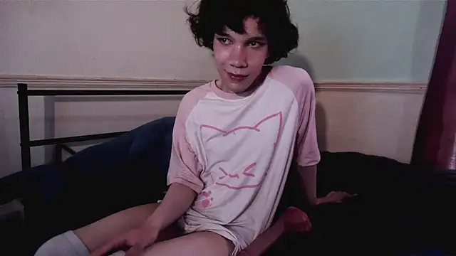 Straything online show from July 2026 07:13:01 PM