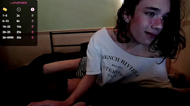 Straything online show from June 2026 08:52:01 PM