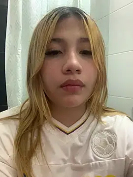 Snapshot of zury_cute1 chatting on June 2026 09:26:02 AM zury cute1 online show from June 2026 09:26:02 AM