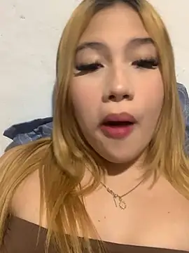 Snapshot of zury_cute1 chatting on June 2026 06:30:01 AM zury cute1 online show from June 2026 06:30:01 AM