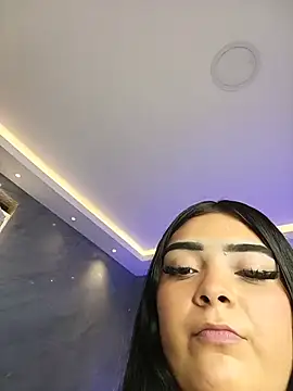 Snapshot of inaya_khalifaa chatting on June 2026 09:23:01 PM inaya khalifaa online show from June 2026 09:23:01 PM