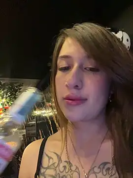 Snapshot of GirlAngell20 chatting on June 2026 04:23:02 AM GirlAngell20 online show from June 2026 04:23:02 AM