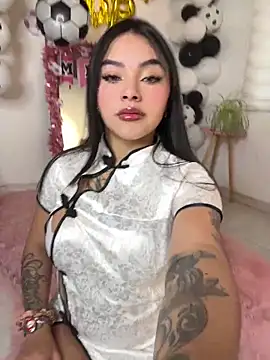 mia zafirr online show from June 2026 09:31:02 PM