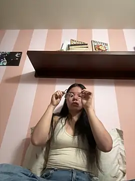 makii 30 online show from June 2026 05:23:01 AM