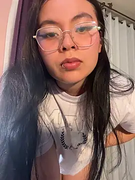 makii 30 online show from July 2026 12:50:02 AM