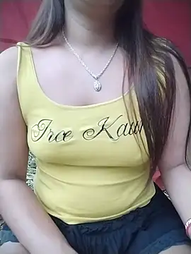 Snapshot of candyyy19 chatting on July 2026 11:12:02 PM candyyy19 online show from July 2026 11:12:02 PM