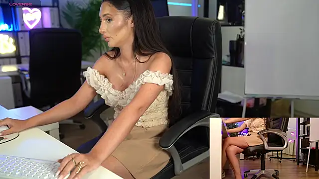 BabesGoWild online show from July 2026 05:08:01 AM