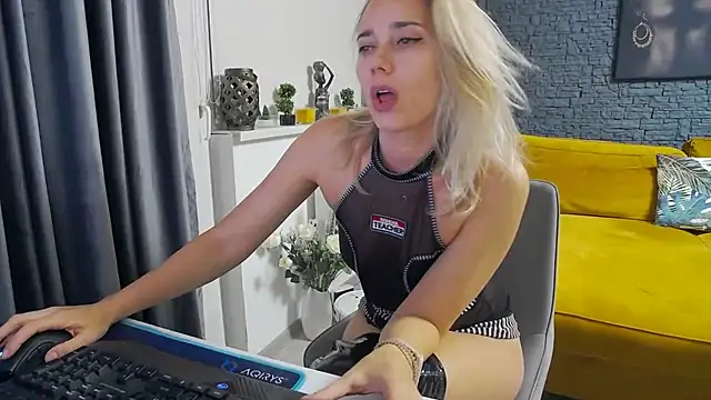 Angelface4you online show from February 2026 08:42:01 PM